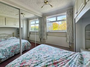 Photo 16- click for photo gallery